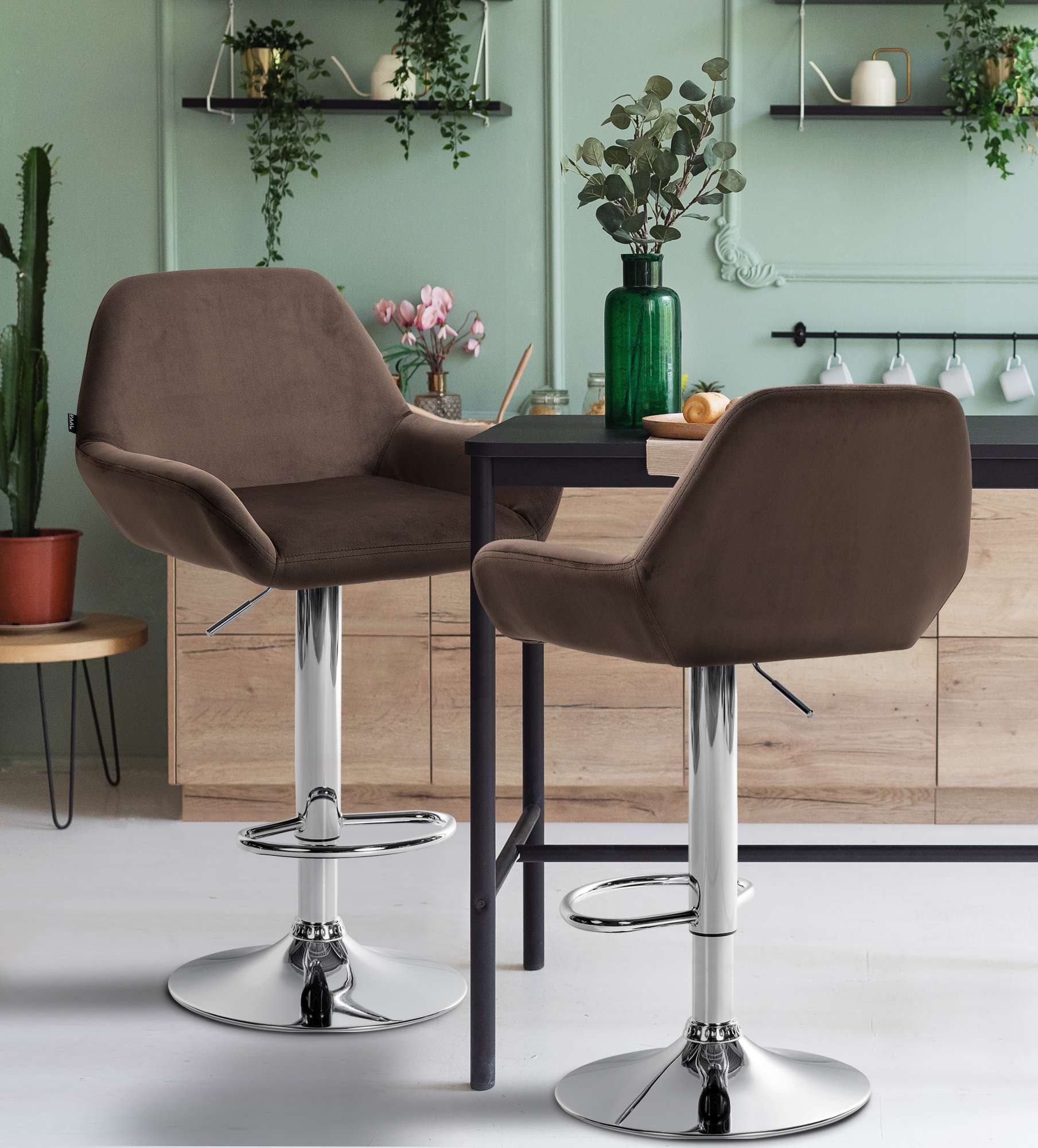 Set med 2 stycken Braga Sammet Barstolar