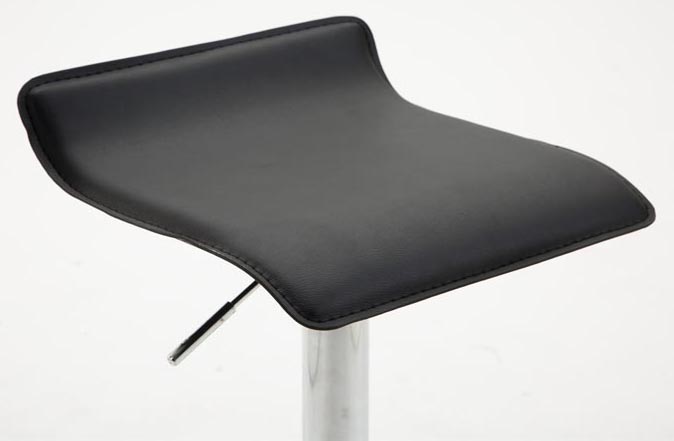 Set med 2 barstolar Dyn V2 konstläder
