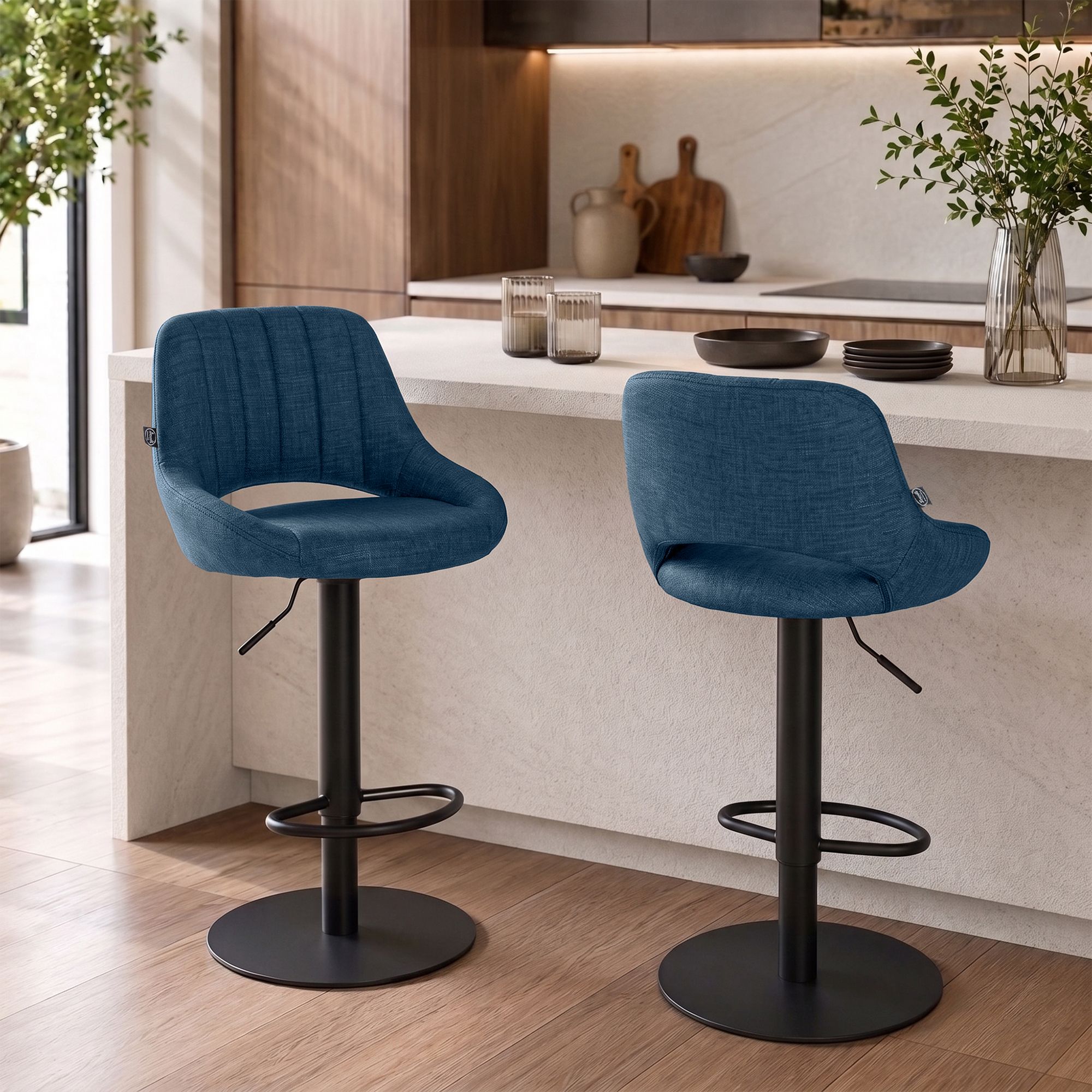 2-pack barstolar Milet svart med extra tunga fotplattor